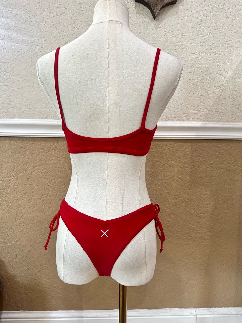 Boutine LA Red Two-Piece Bikini Set with Ties - Picture 5 of 7